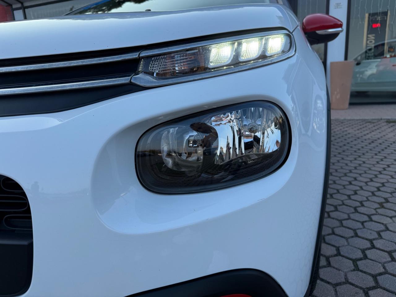 Citroen C3 PureTech 82 Shine OK NEOPATENTATI