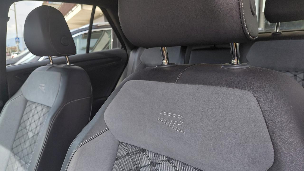 Promo Volkswagen T-Roc TSI R-Line Unicopr