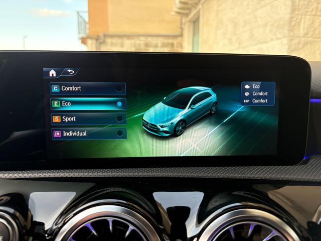 MERCEDES-BENZ A 180 d Automatic AMG Line Premium Plus TETTO PACK NIGHT