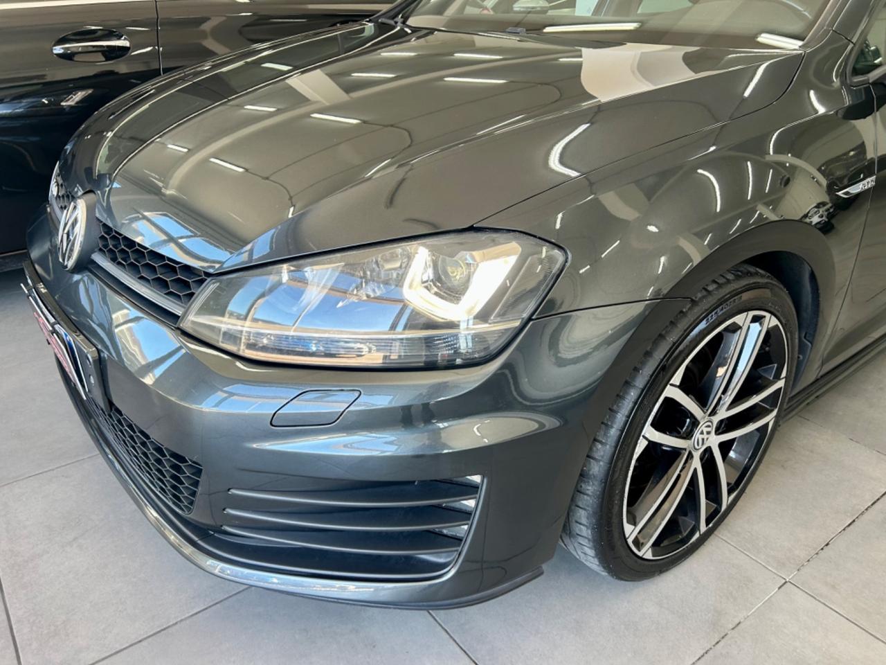 VW Golf 7 GTD 2.0 TDI DSG 5p. FINANZIABILE