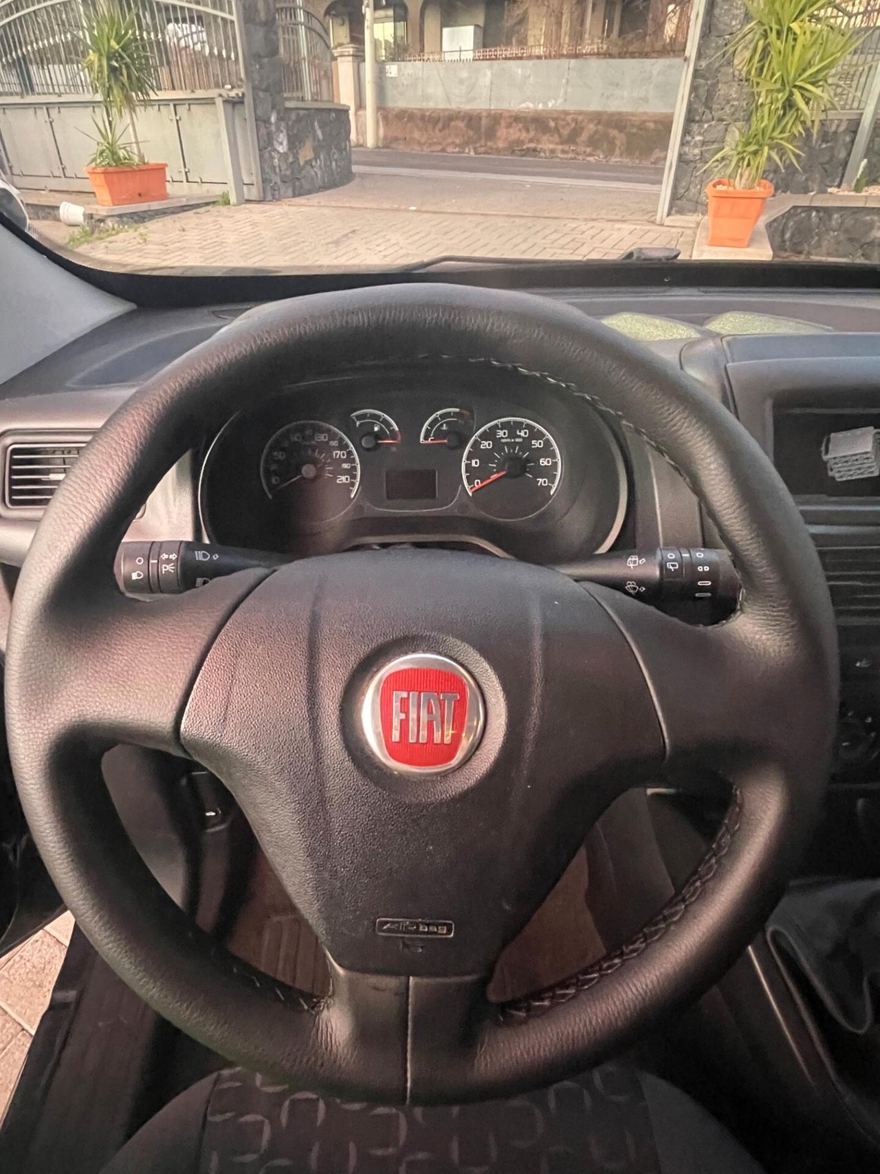 Fiat Doblò 5 posti Diesel (motore rigenerato km0)