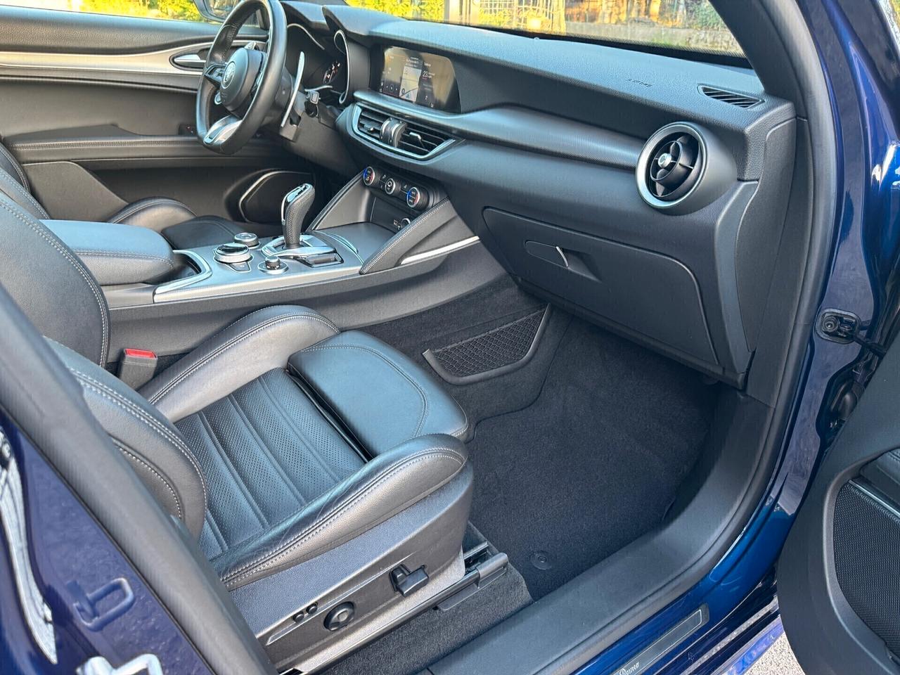 Alfa Romeo Stelvio 2.2 Turbodiesel 210 CV AT8 Q4 Veloce