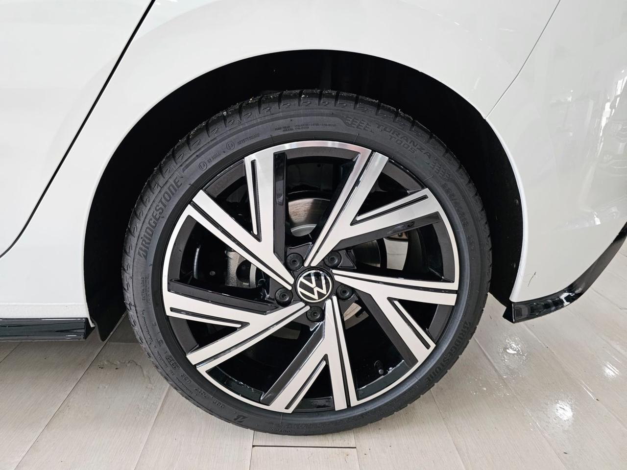 Volkswagen Golf R-Line Tetto Navi Camera C.18" RLine R Line
