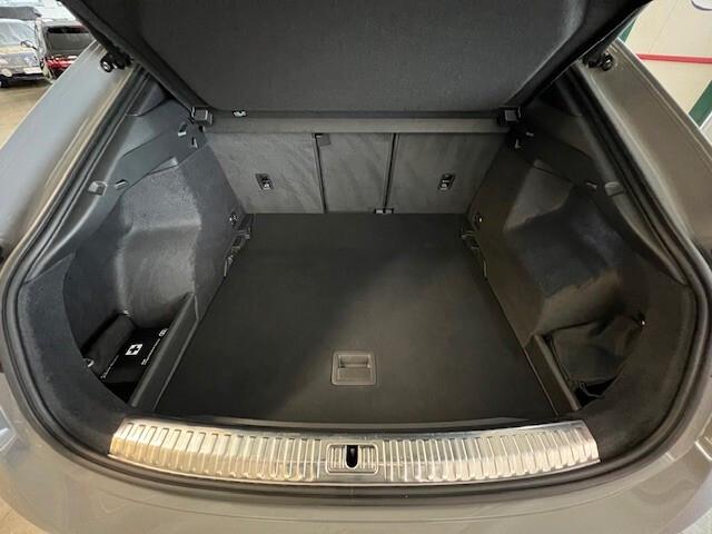 Audi Q3 Sportback 40 Tdi Q. S-tr. S-line, Tetto, Matrix