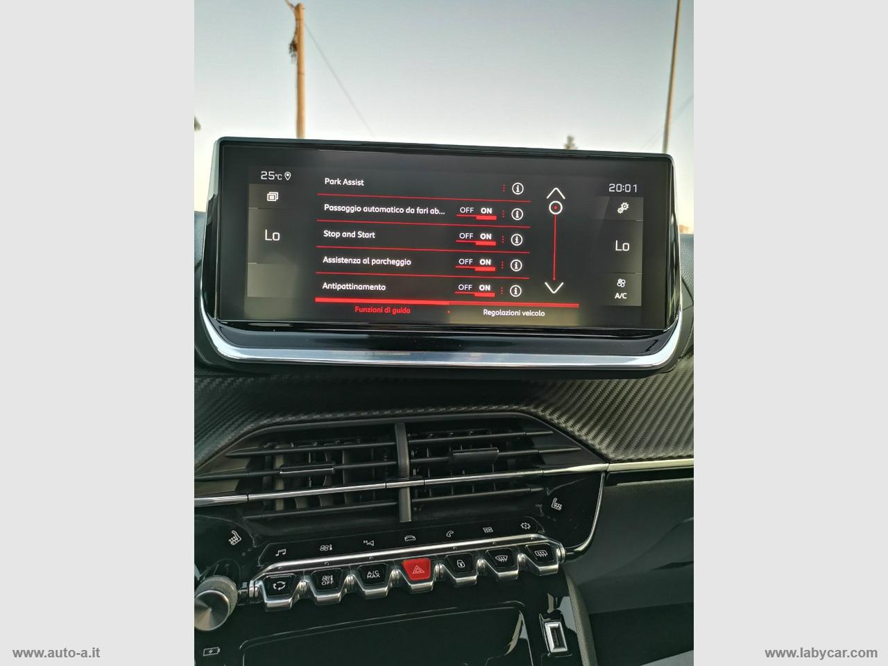 PEUGEOT 2008 BlueHDi 110 S&S GT