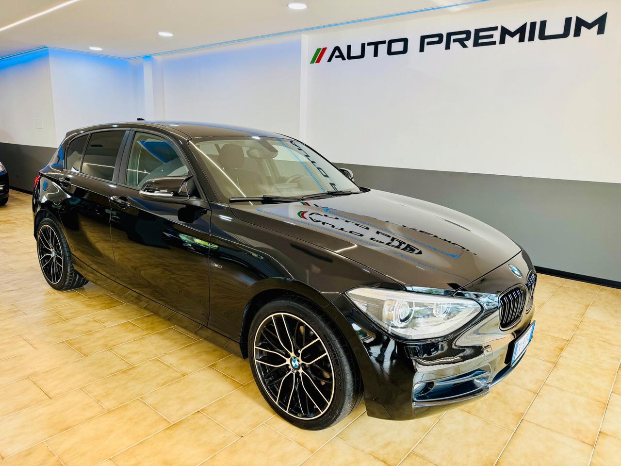BMW 120d xDrive 5p. Sport / Led / Interni M
