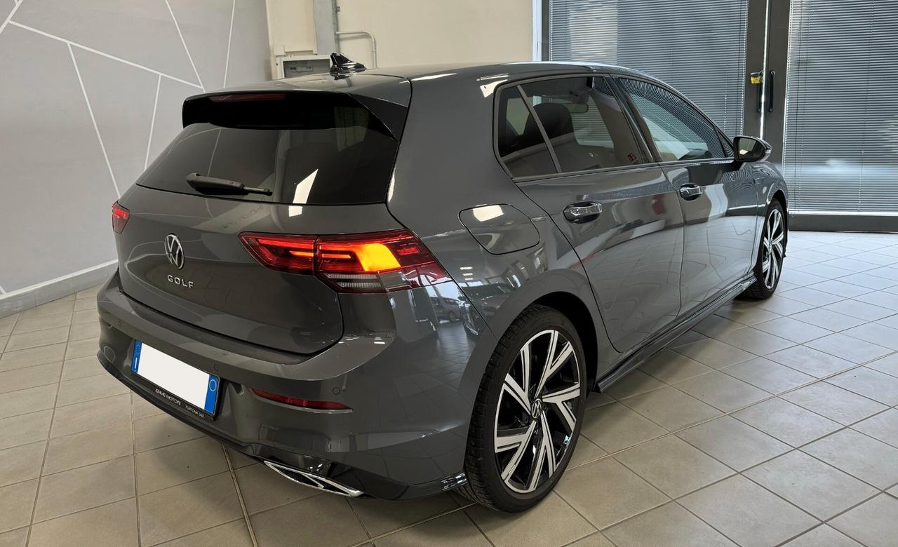 Volkswagen Golf 1.5 etsi evo R-Line 150cv dsg / NO VINCOLI