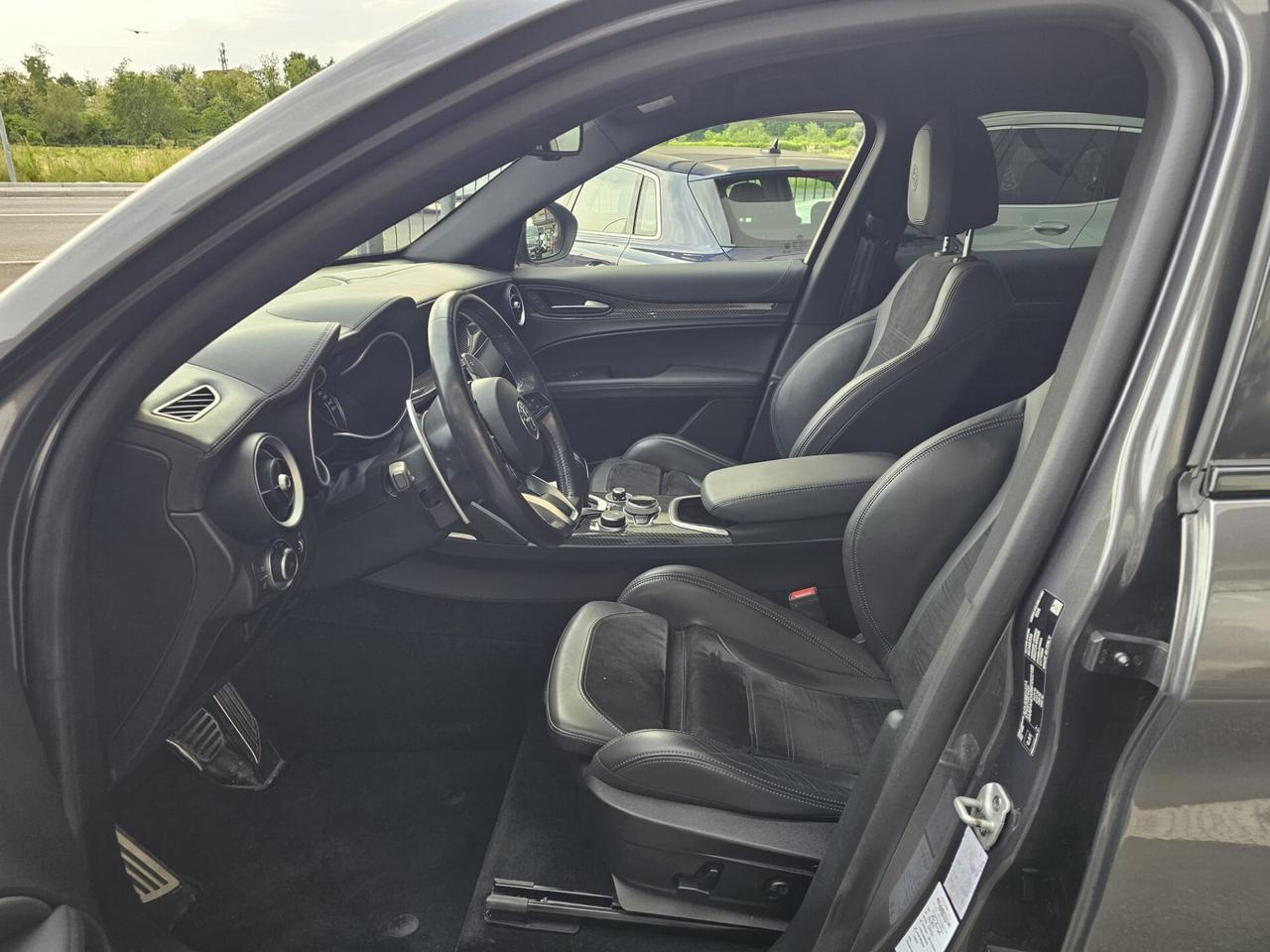 Alfa Romeo Stelvio 2.2 Turbodiesel 210 CV AT8 Q4 Veloce Tì
