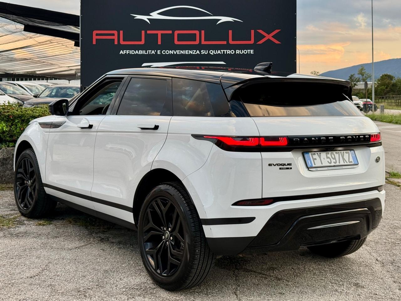 Land Rover Range Evoque 2.0D I4-L.Flw 150CV AWD Auto R-Dynamic SE