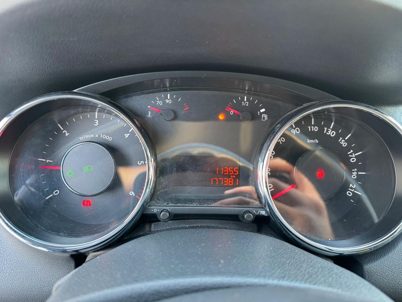 Peugeot 5008 2.0 HDi 150CV 7 POSTI