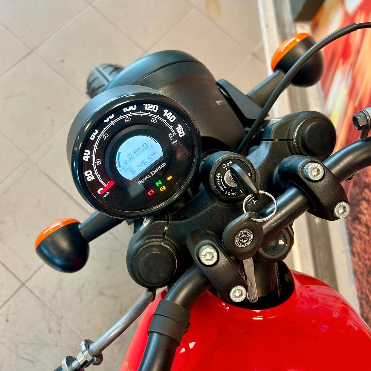 Royal Enfield HNTR 350