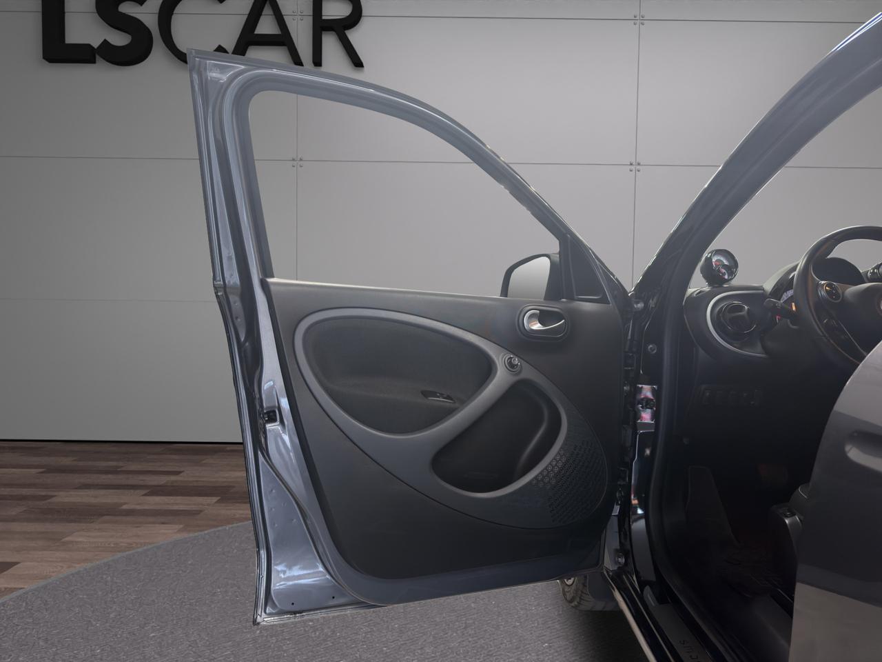 Smart forfour 0.9 Turbo Passion 90cv - Unipro - Promo Finanziamento - Tetto panoramico - Schermo - Cerchi 16"
