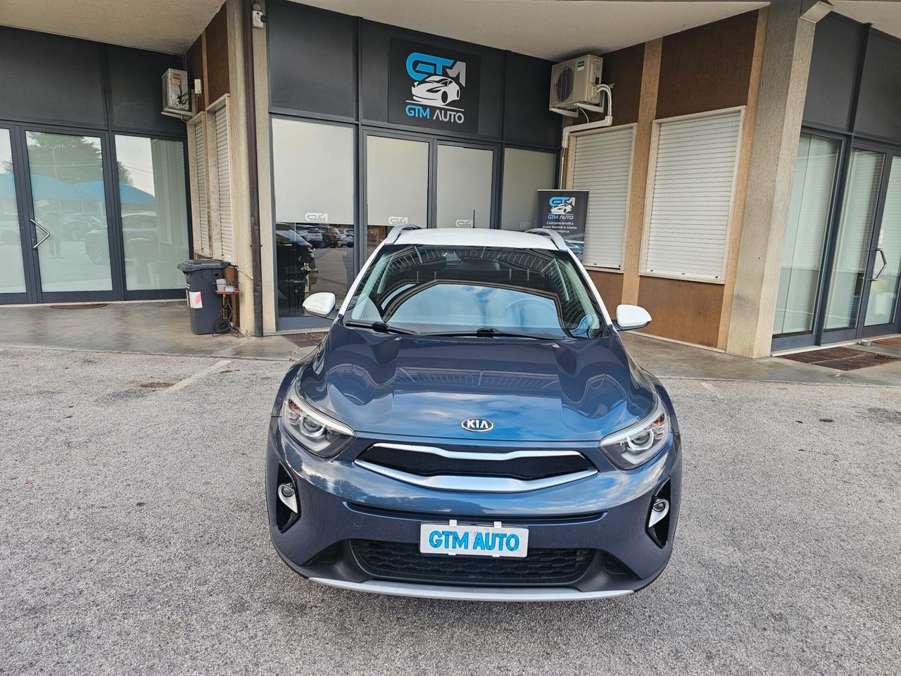 Kia Stonic 1.4 MPI 100 CV Style - Neopatentati