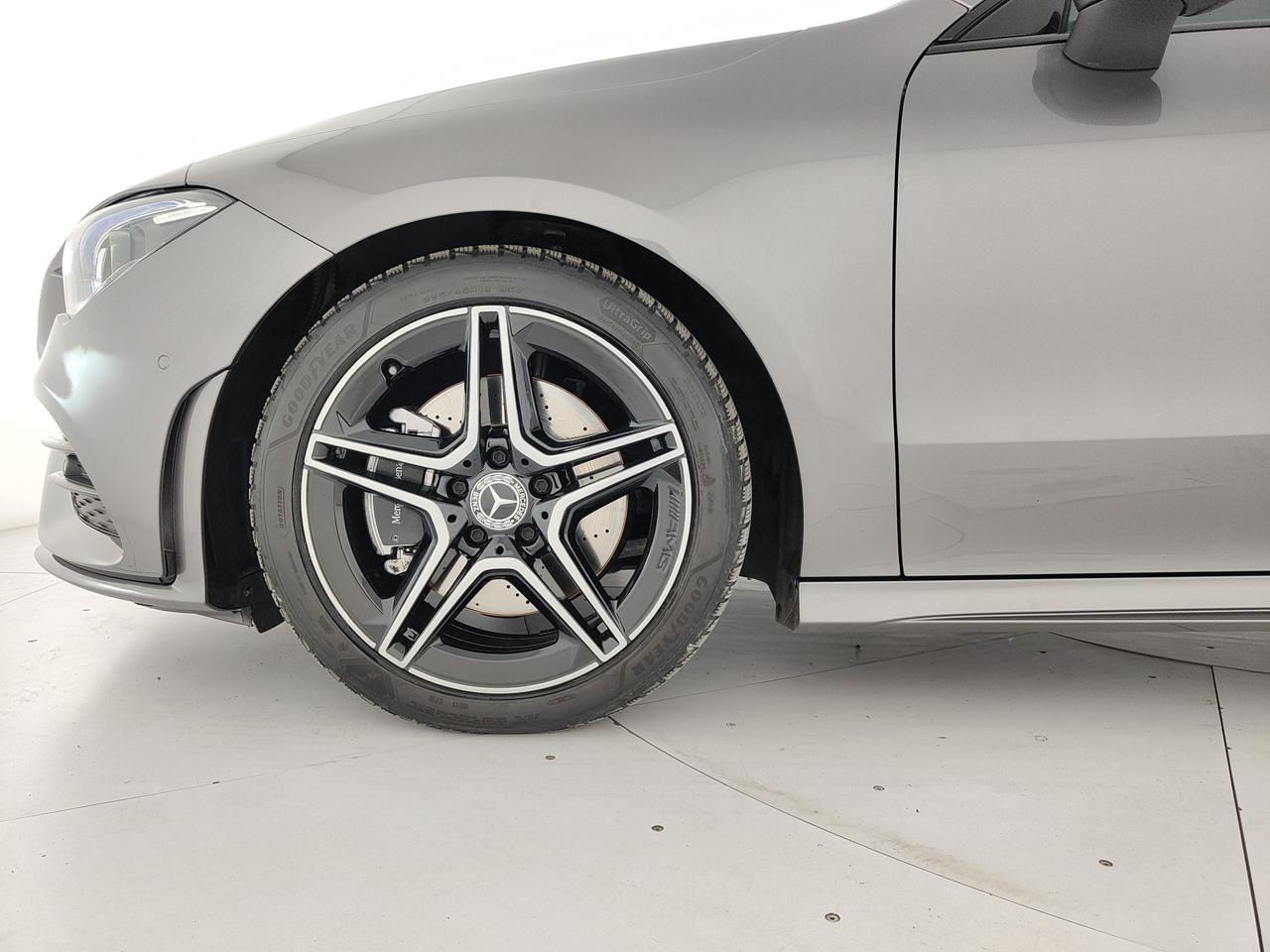 Mercedes-Benz CLA Coupe 200 d Premium auto