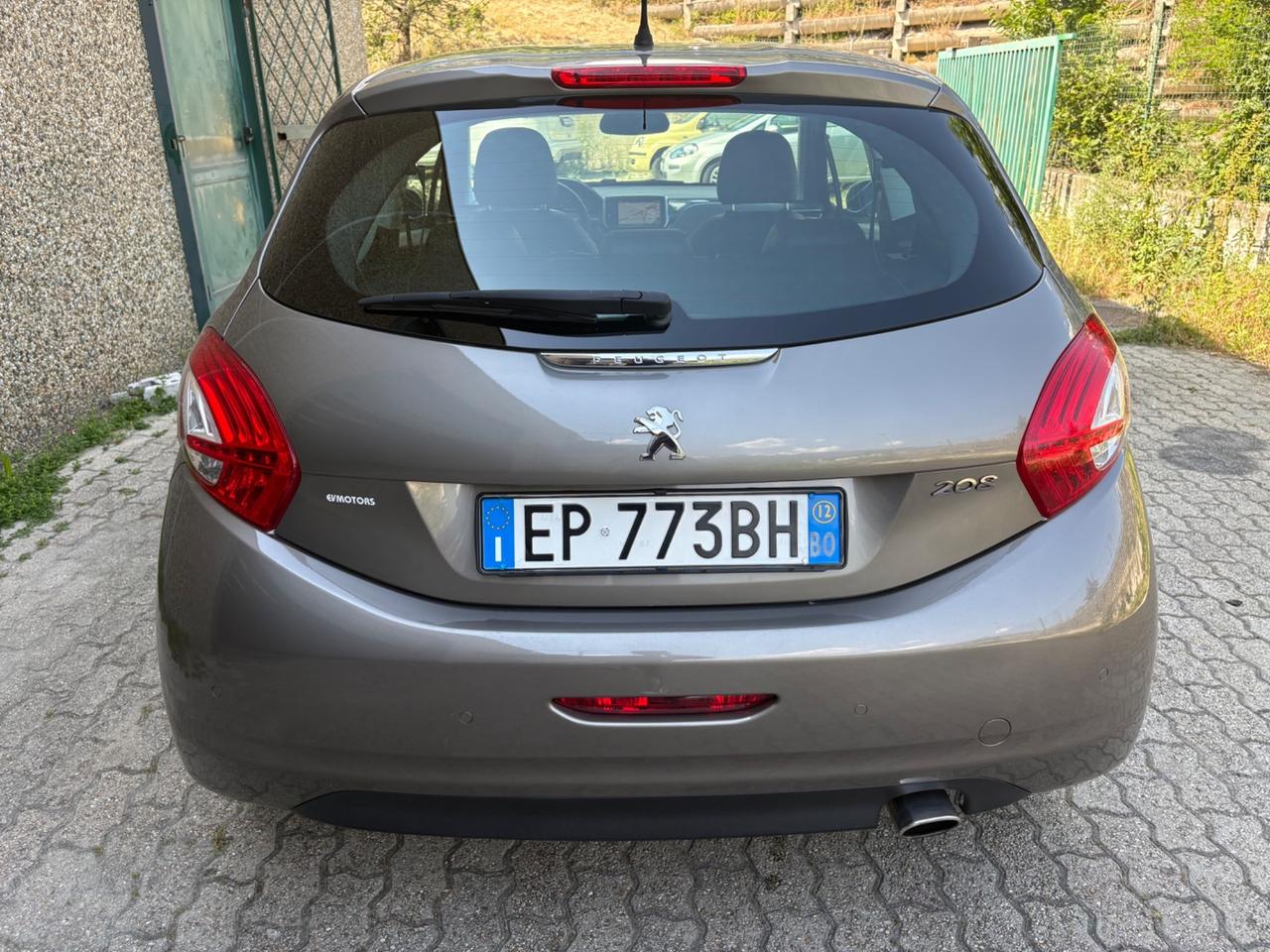 Peugeot 208 1.2 VTi 82 CV 3 porte Allure