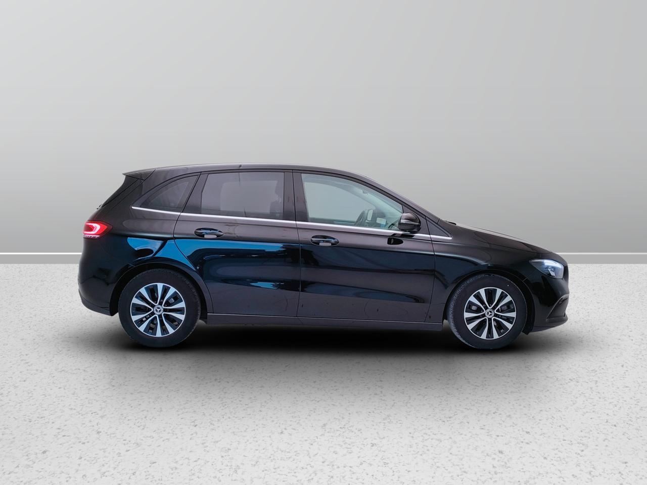 Mercedes-Benz Classe B - W247 2018 - B 200 d Sport auto