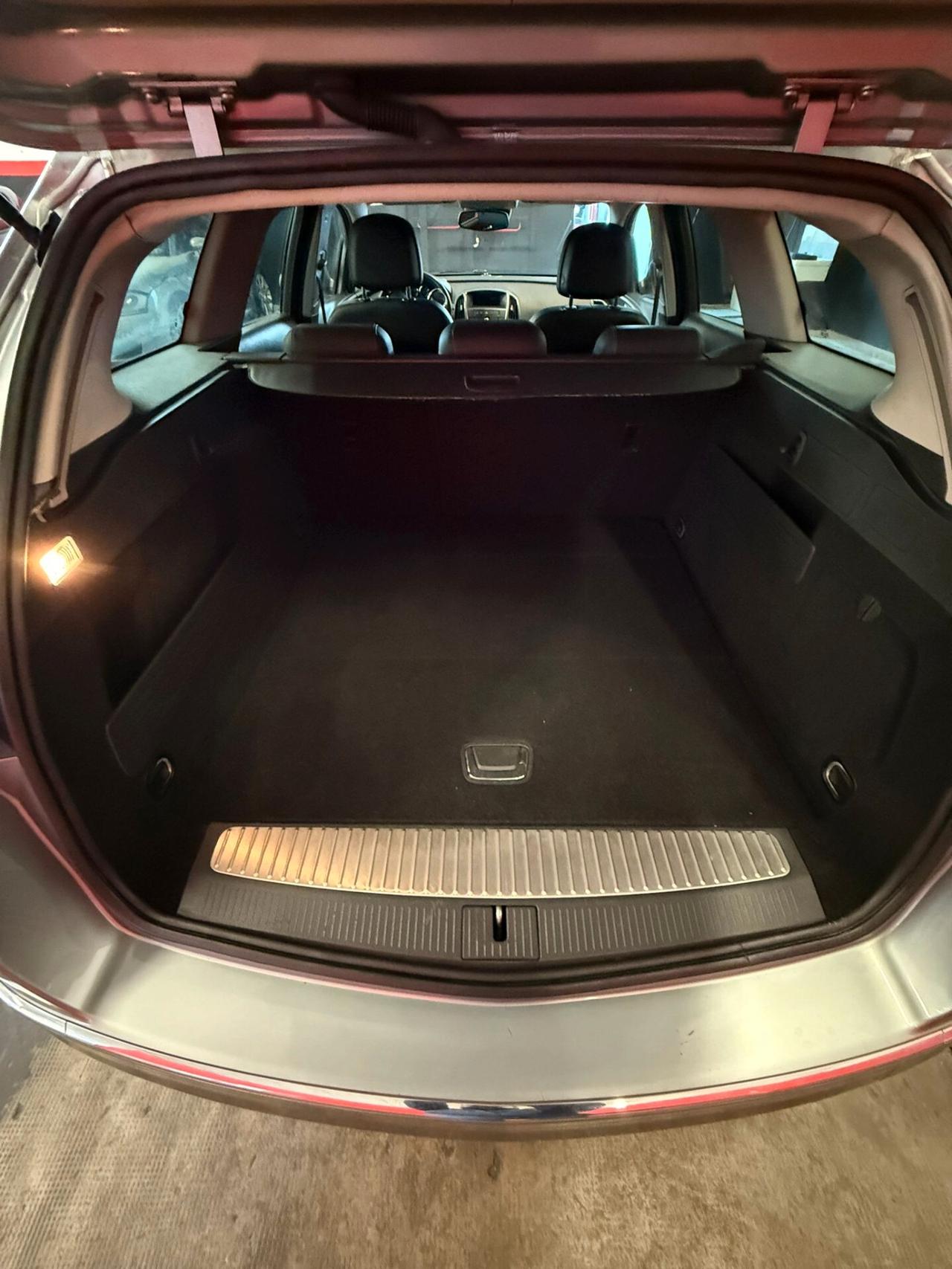 Opel Astra 1.7 CDTI 130CV Sports Tourer Cosmo