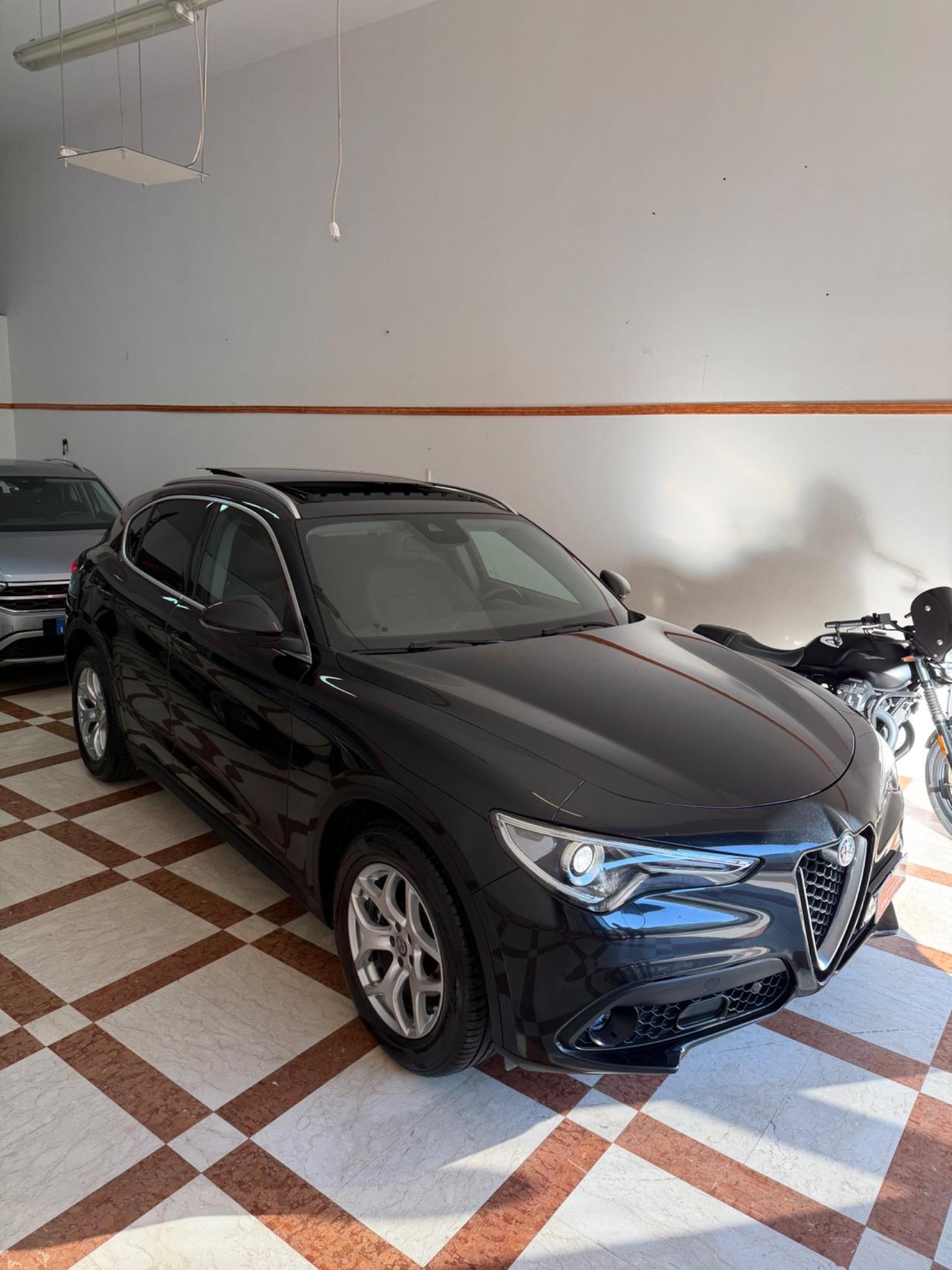 Alfa Romeo Stelvio 2.2 Turbodiesel 190 CV AT8 Q4 Sprint