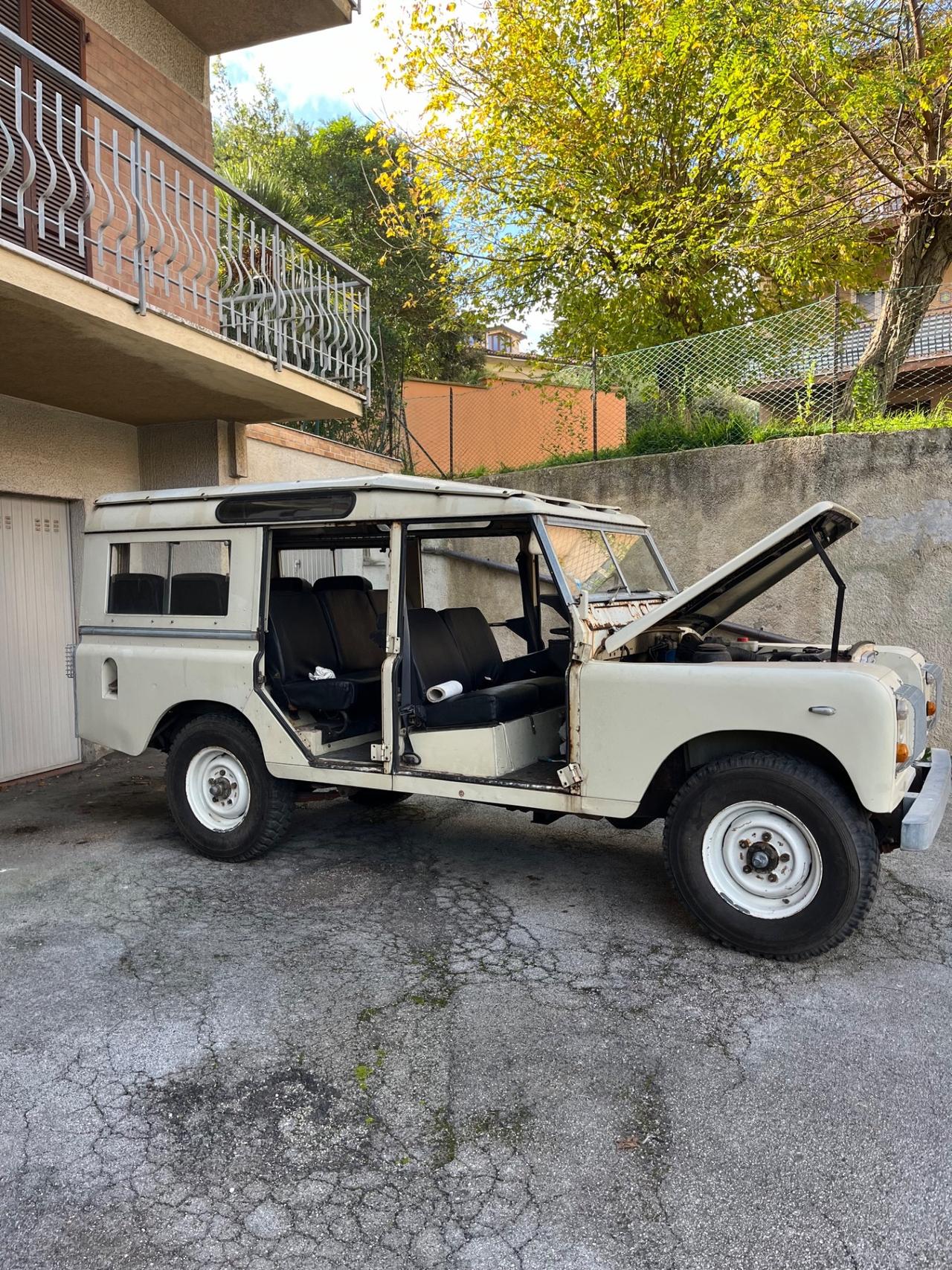 Land Rover Defender 110 diesel Hard-top