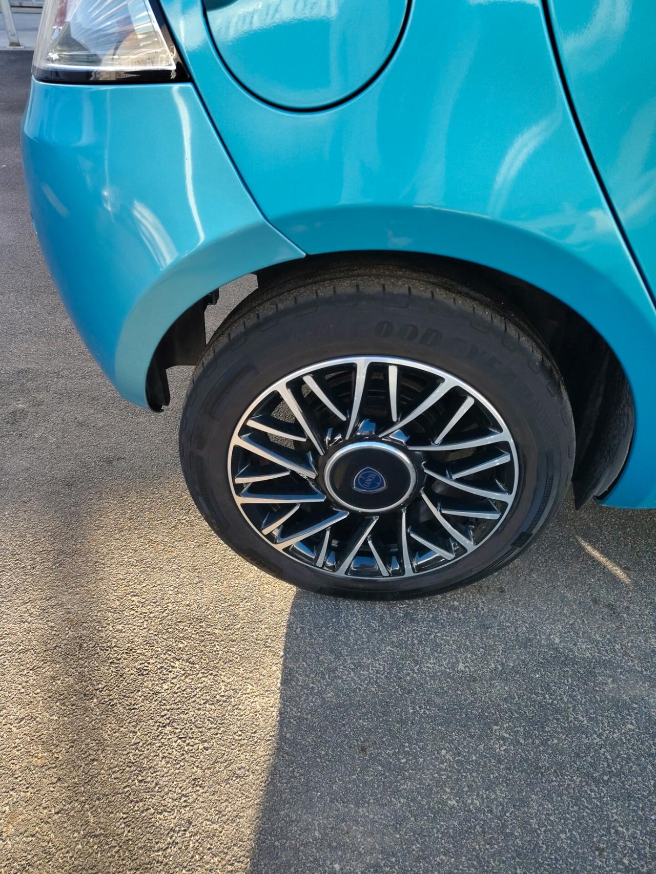 Lancia Ypsilon 1.3 MJT 16V 95 CV 5 porte S&S Platinum