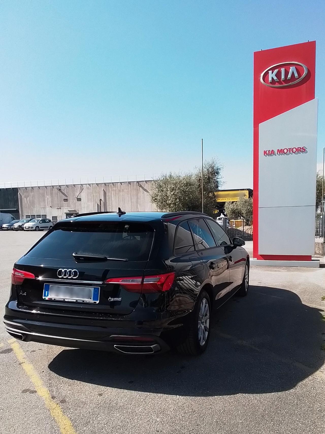 Audi A4 Avant 40 TDI S tronic Business