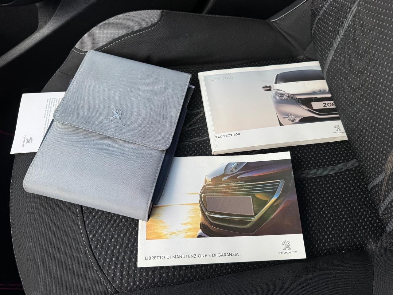 Peugeot 208 1.2 BENZINA 82CV Active 11/2013