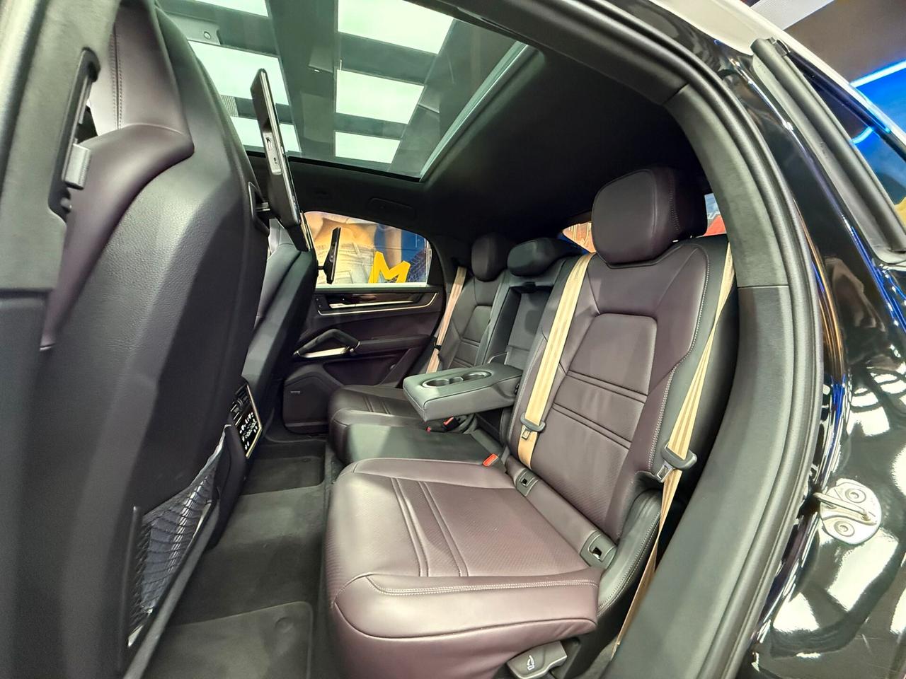 Porsche Cayenne 3.0 V6 E-Hybrid (483)