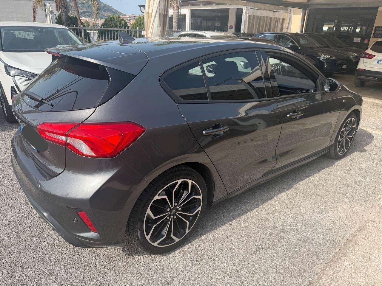 Ford Focus 2020 1.5 120 5p. ST-Line Full Led Cerchi 18