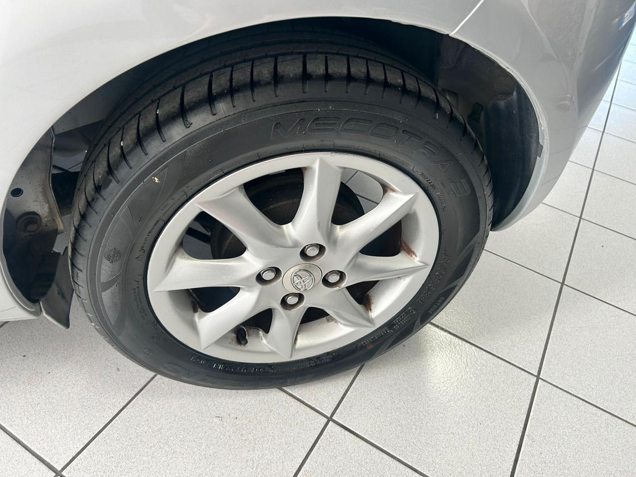 Toyota Yaris 1.0B X NEOPATENTATI 2006