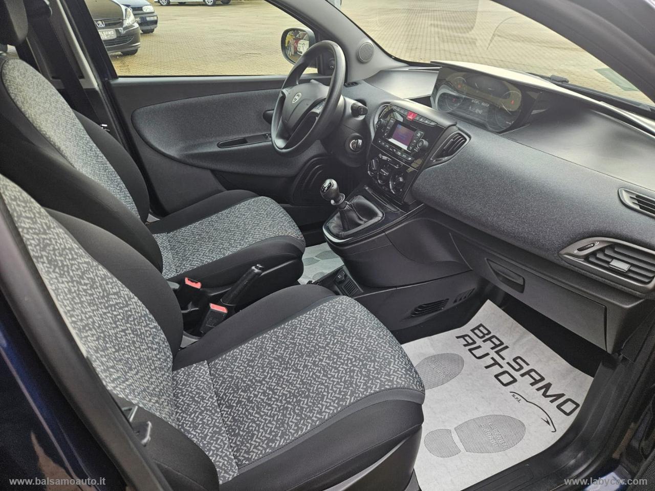 LANCIA Ypsilon 1.2 69 CV 5p. GPL Ecochic Gold