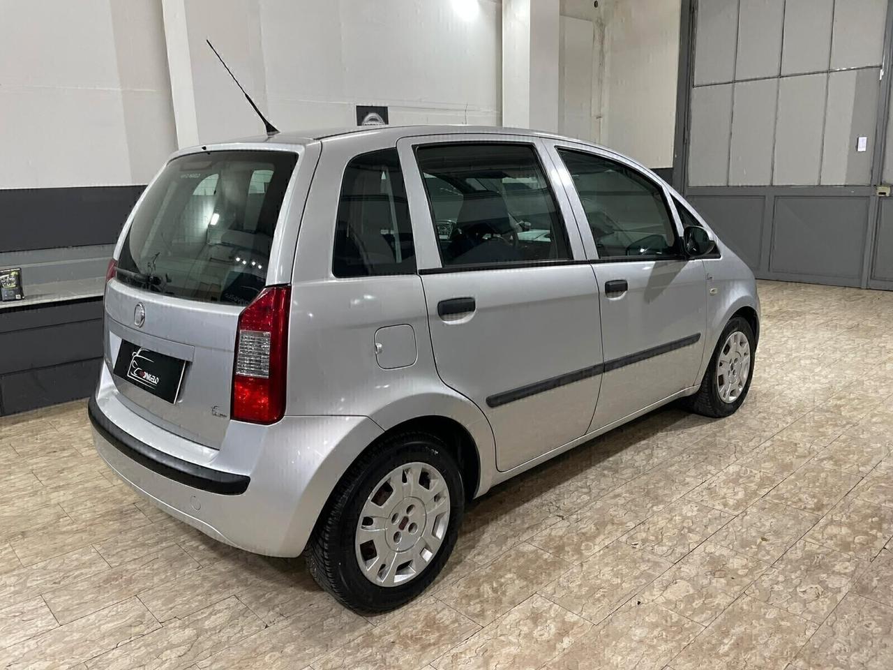 Fiat Idea 1.4 16V S&S Emotion