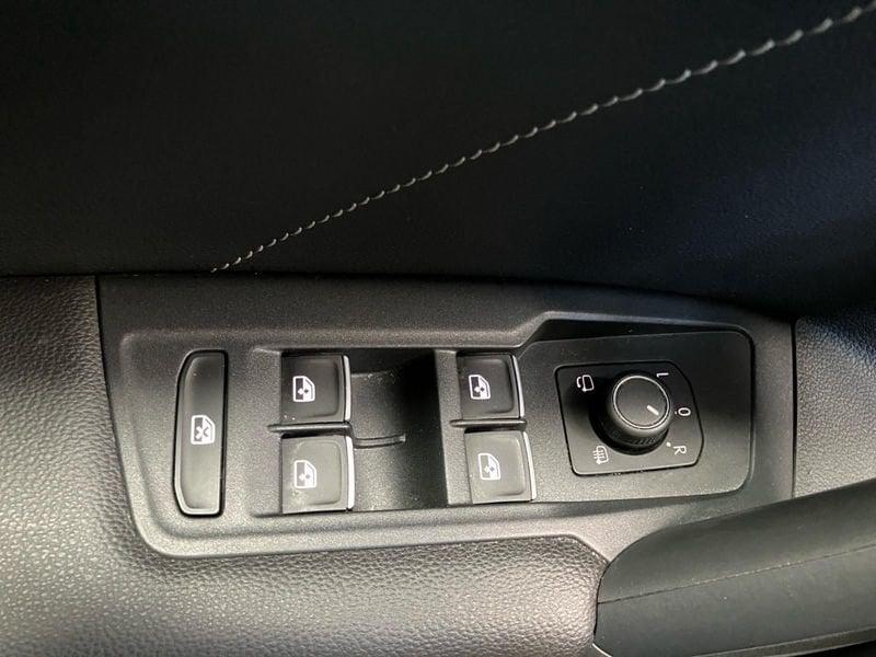 Volkswagen Tiguan Tiguan 2.0 TDI 150 CV SCR DSG R-Line