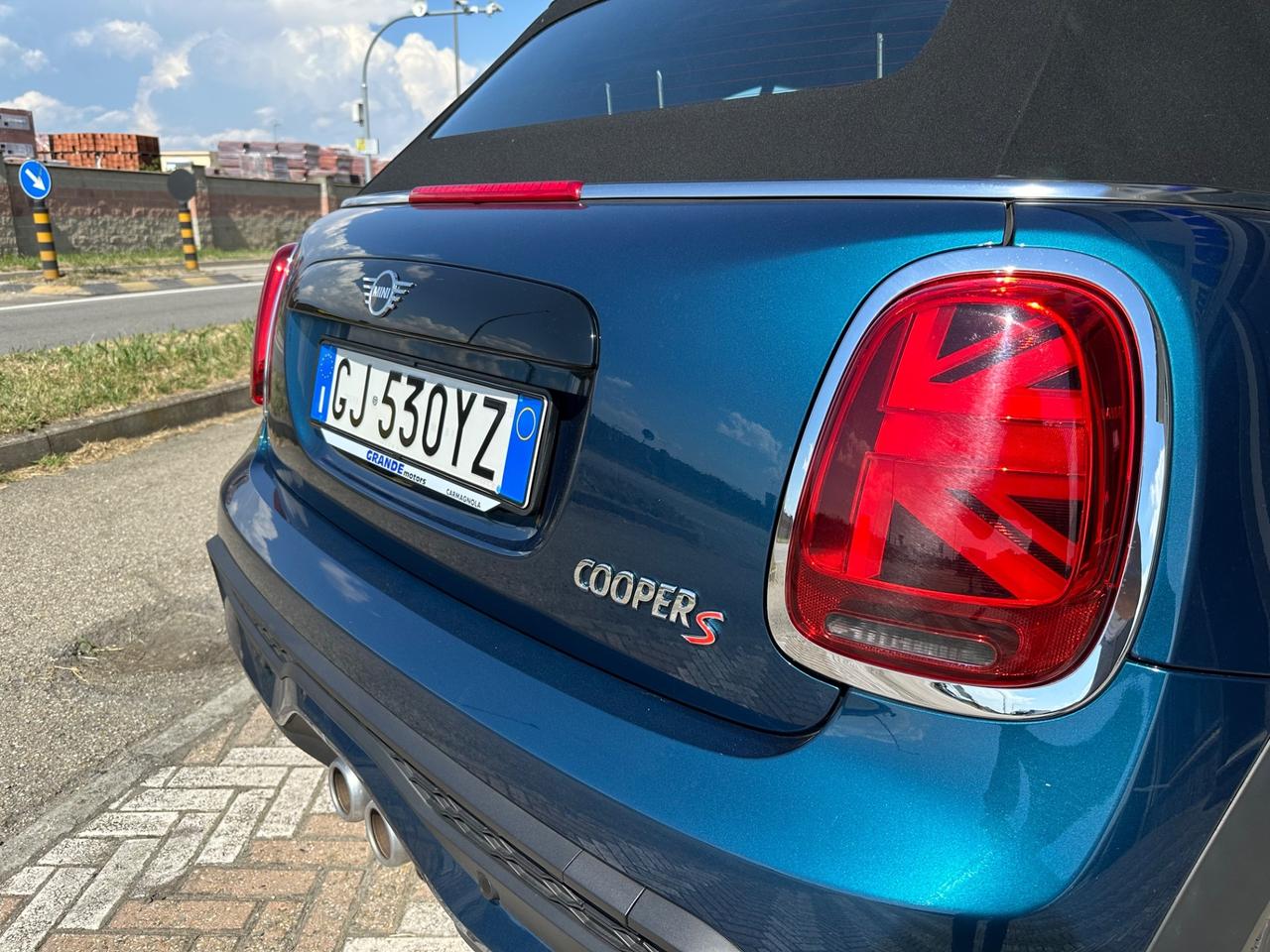Mini Cabrio F57 2.0 Sidewalk auto Edizione Limitata *NO VINCOLI*