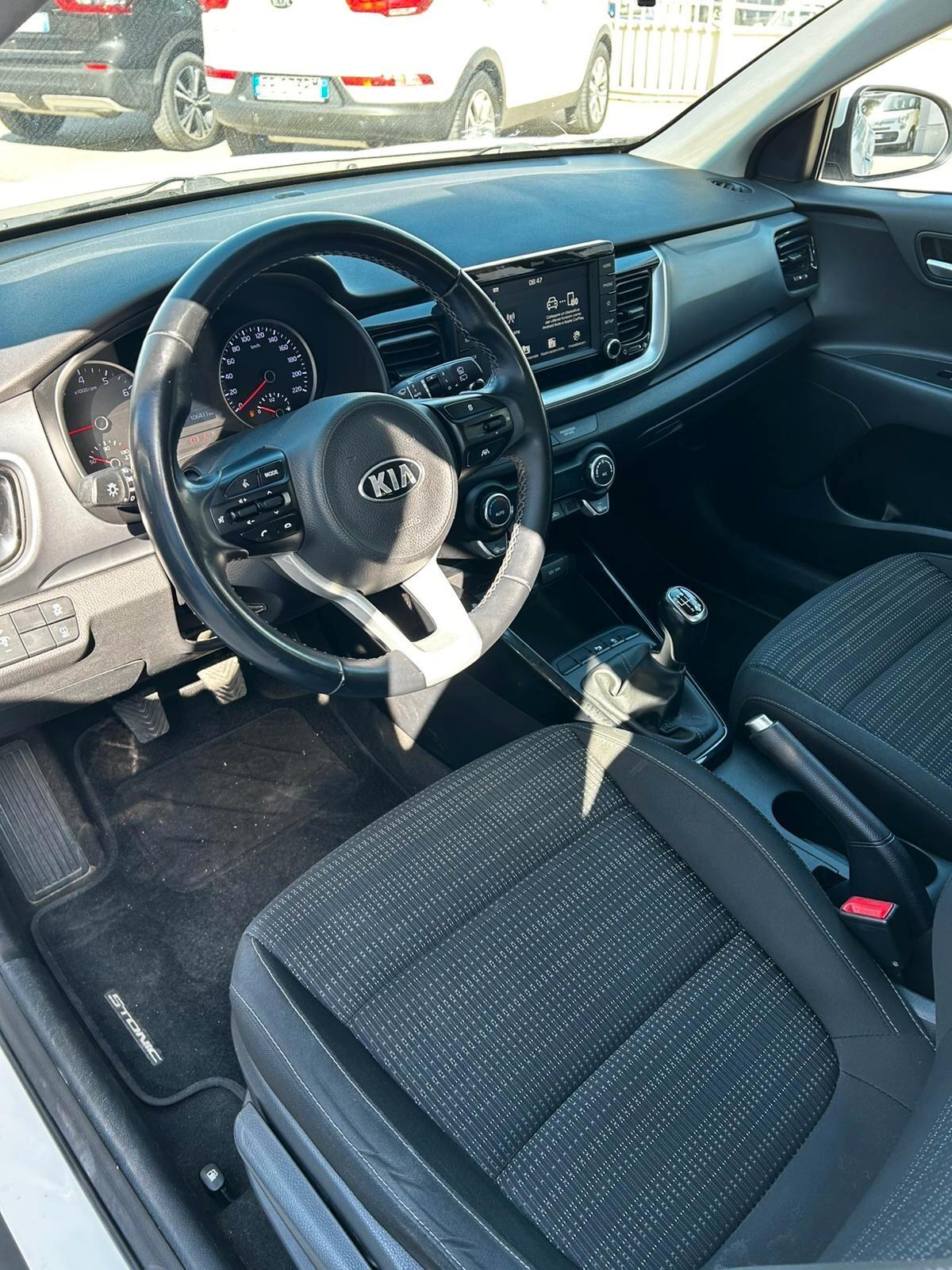 Kia Stonic 1.4 MPI 100 CV Style