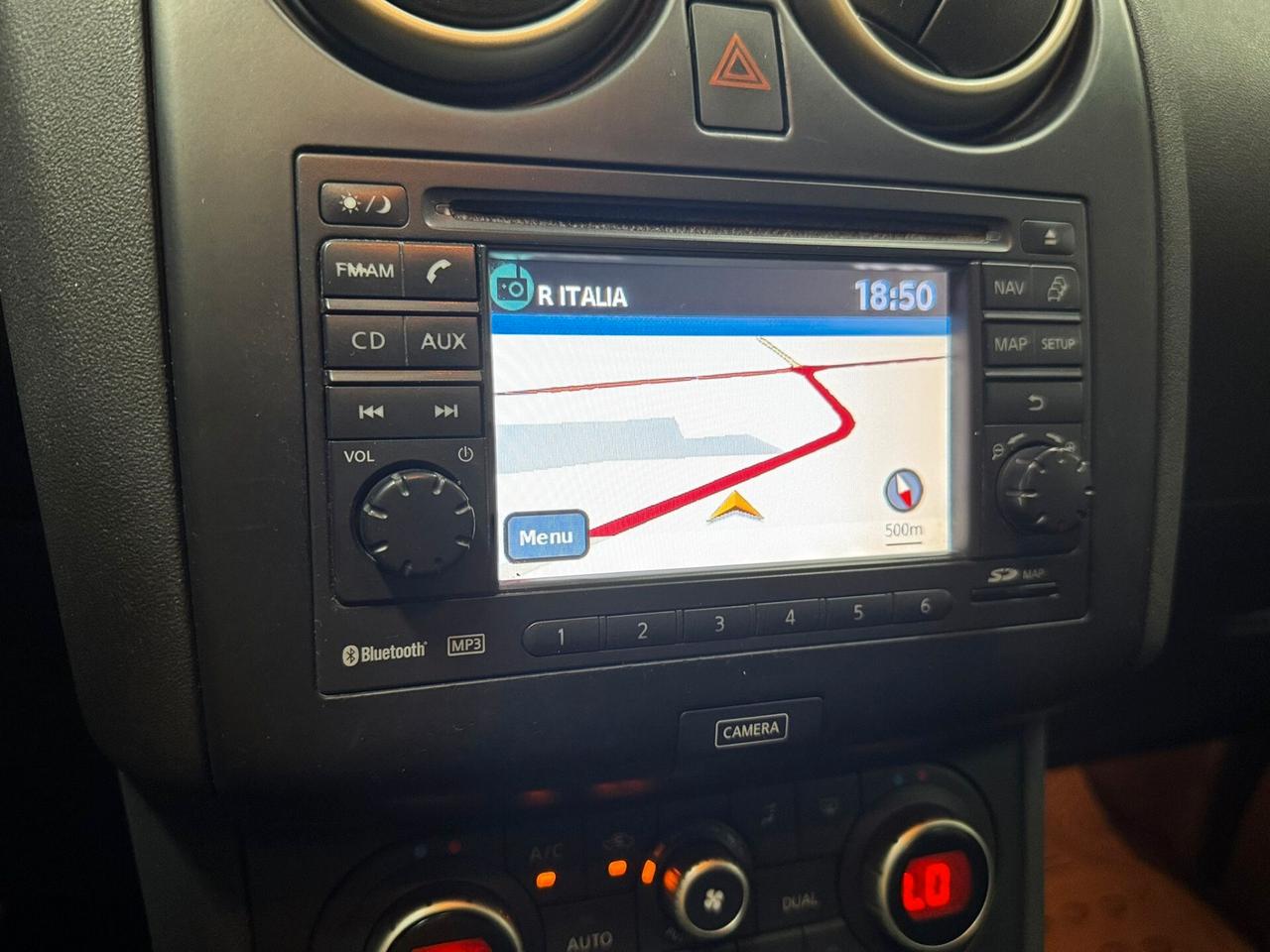 Nissan Qashqai 1.6 dCi DPF n-tec Tetto Panoramico retro Camera 360*