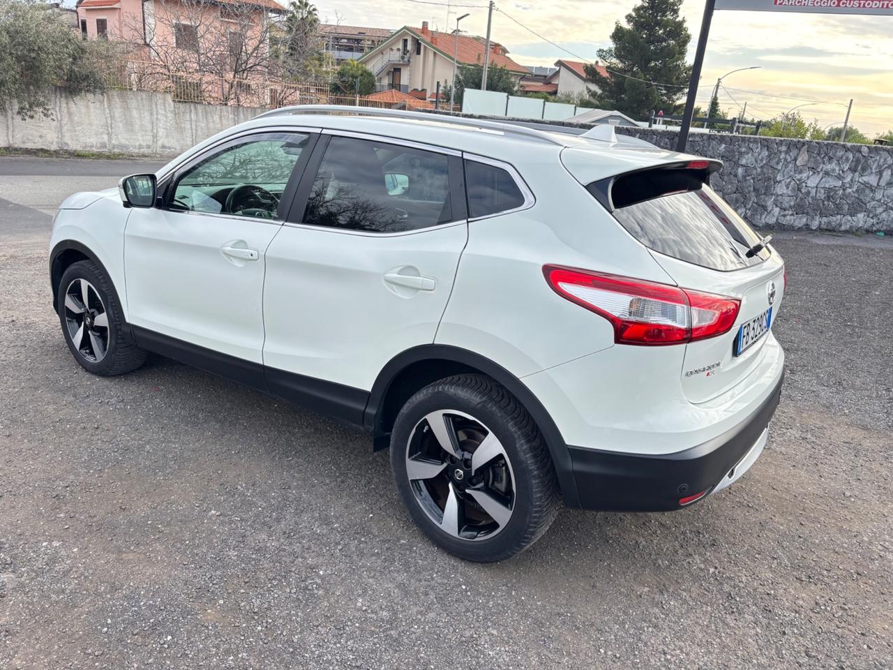 Nissan Qashqai 1.5 dCi N connecta 2015