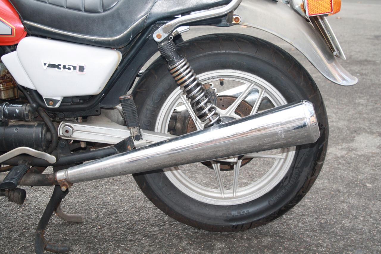 Moto Guzzi V 35 C del 1984 - ATTIVATA ISCRIZIONE FMI
