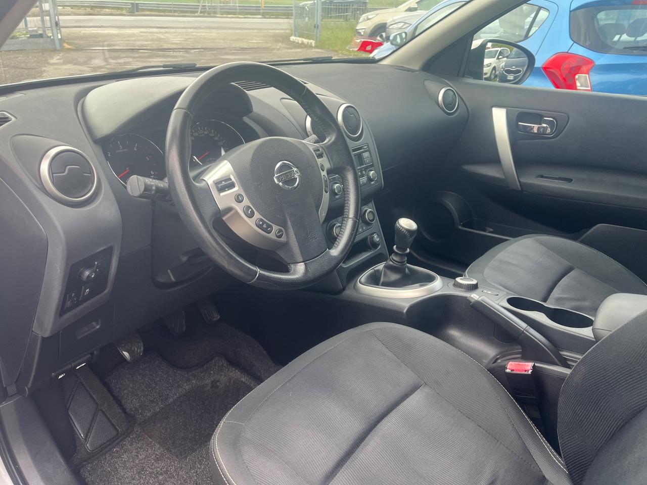 Nissan Qashqai 2.0 dCi DPF Tekna 4x4 garanzia 12 mesi