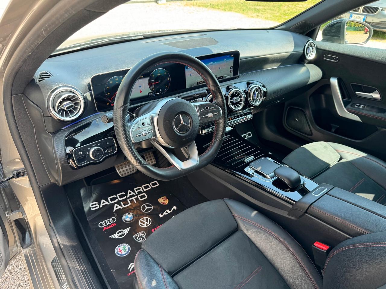 Mercedes A 180 d Premium AMG Night | PREZZO PROMO