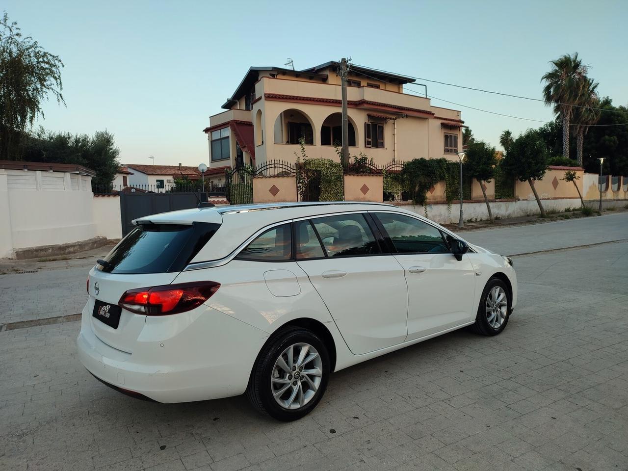 Opel Astra STW 1.5 CDTI 122CV TELECAMERA NAVIGATORE PELLE MIX