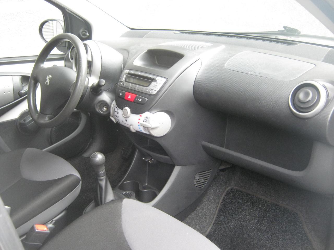 Peugeot 107 1.0 5pt 35000 KM AUTOEMILIA