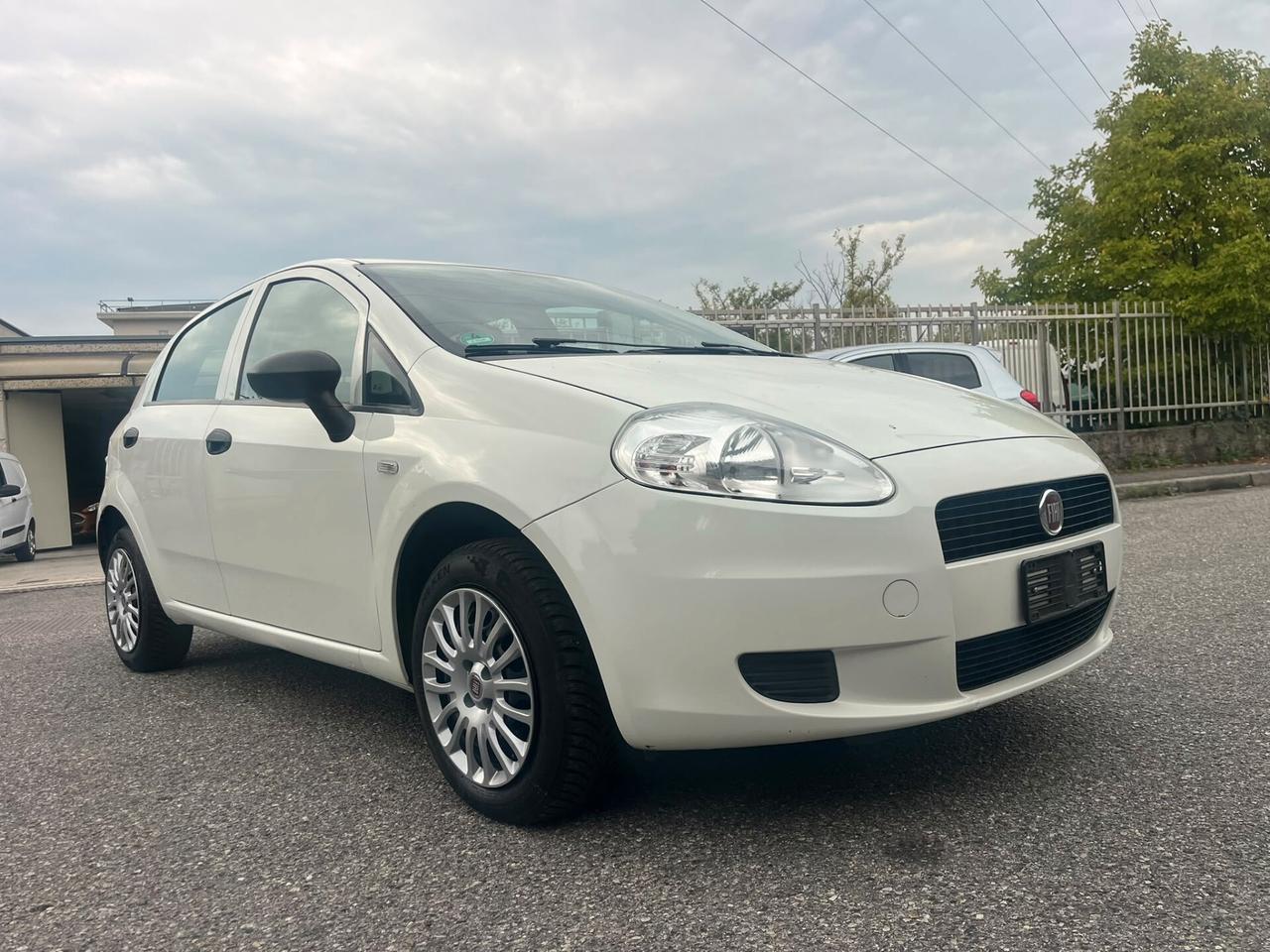 Fiat Grande Punto 1.2 5p SOLO 40.000KM