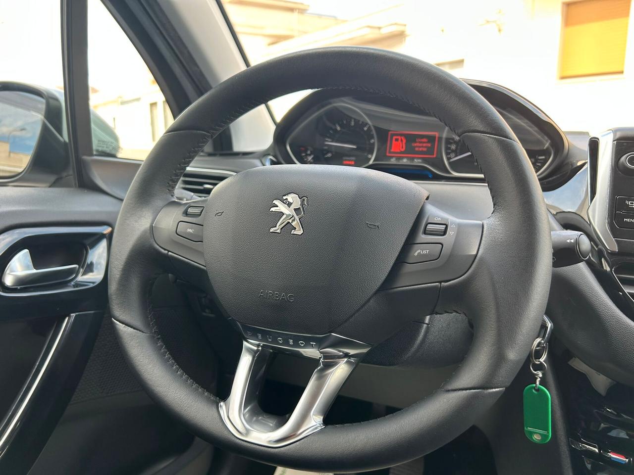 Peugeot 208 1.4 HDi 68Cv ALLURE NAVI Km81.000-2014