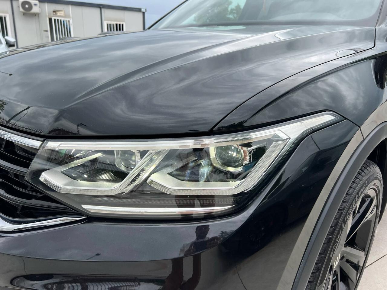 Volkswagen Tiguan 2.0 TDI 150 CV RLINE TOTAL BLACK