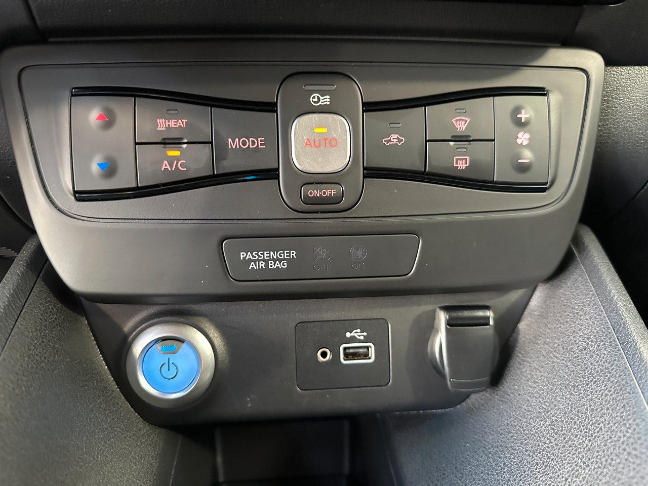Nissan Leaf N-Connecta 40kWh 150cv my19 - FULL