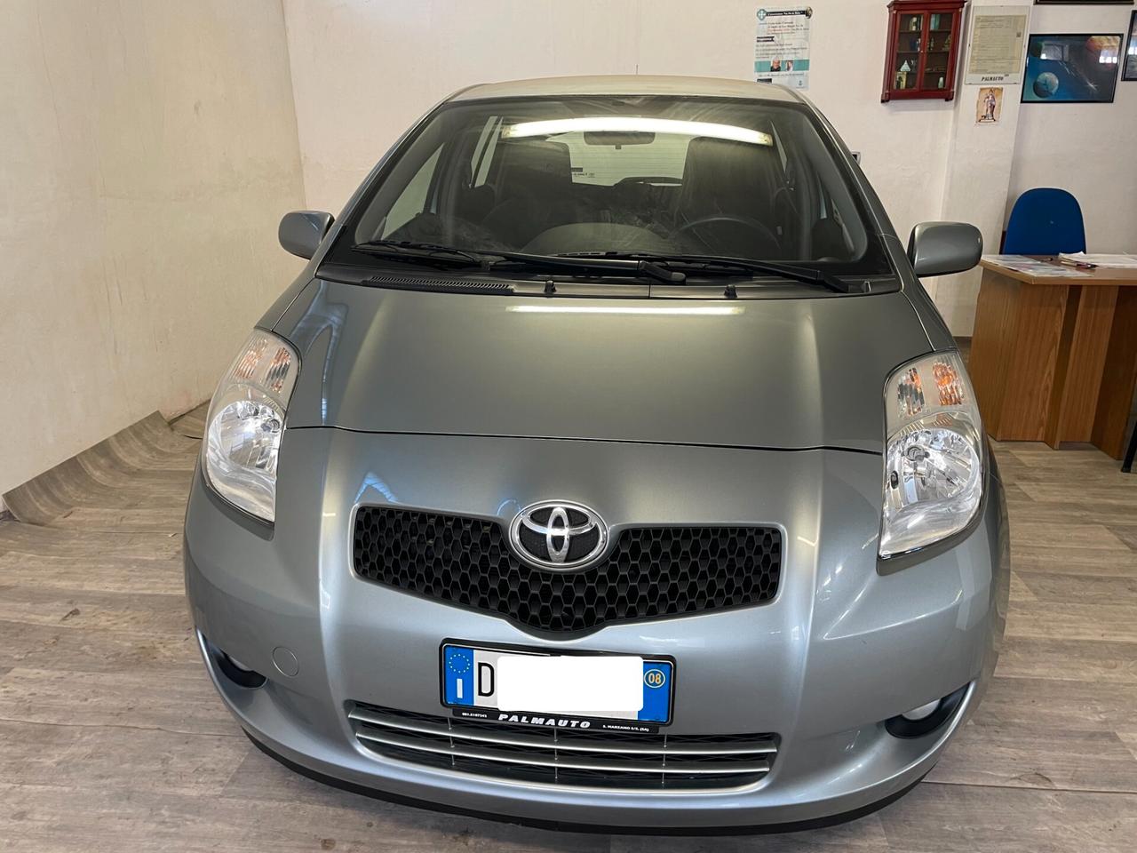 Toyota Yaris 1.3 5 porte 95.000 km! FULL OPTIONAL