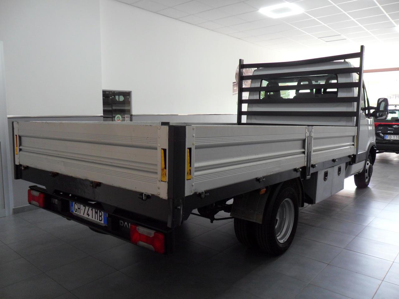 Iveco FULL OPTIONAL