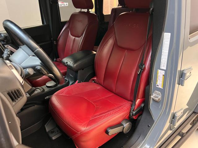 JEEP Wrangler Unlimited 2.8 CRD Rubicon Auto SOFT + HARD TOP