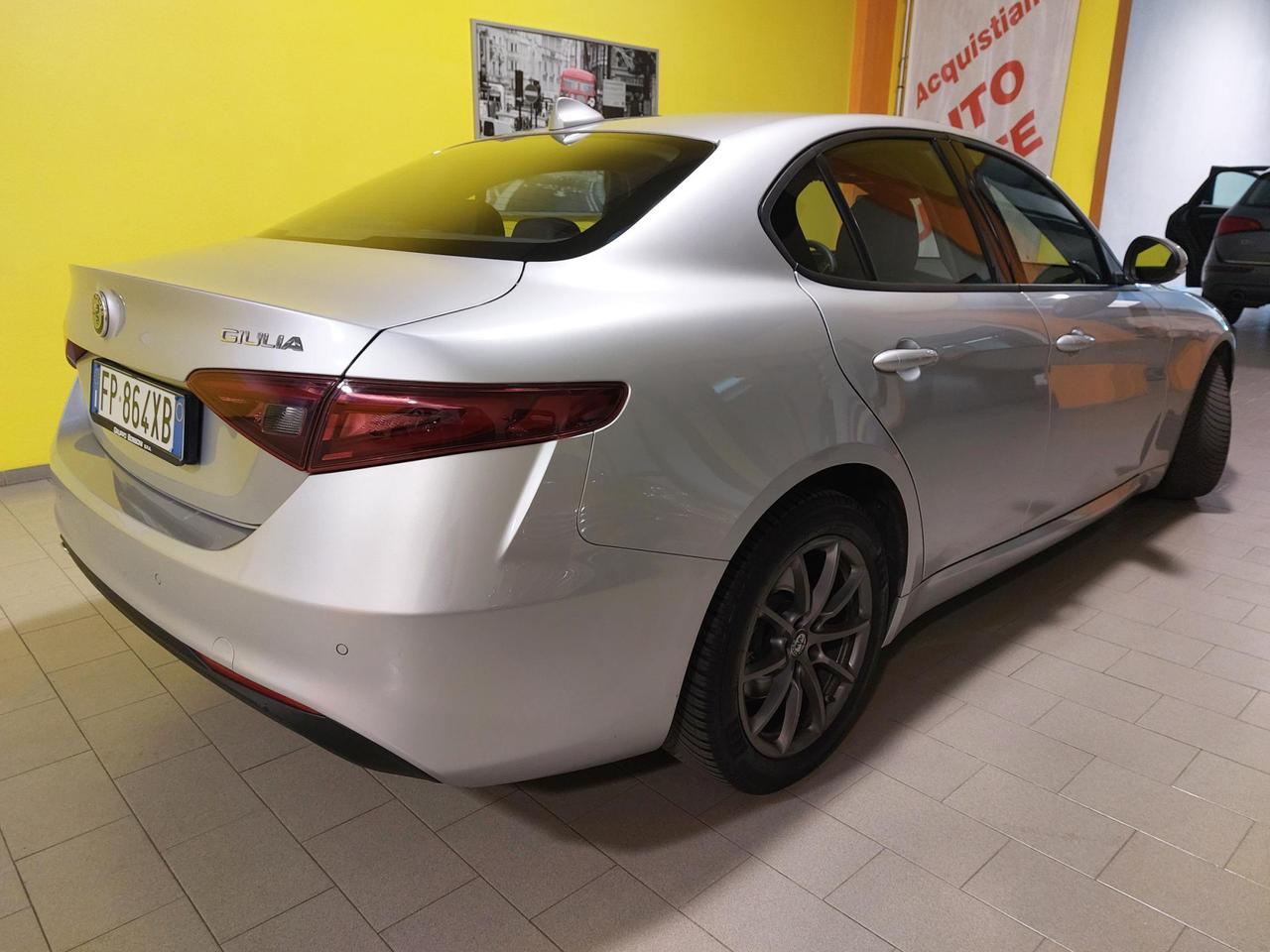 Alfa Romeo Giulia Berlina Giulia 2.2 t Giulia 150cv