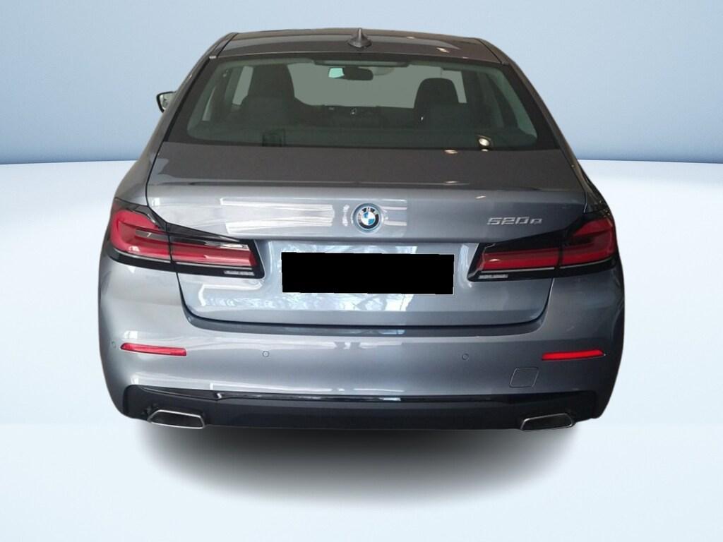 BMW Serie 5 Berlina 520 e Business Steptronic